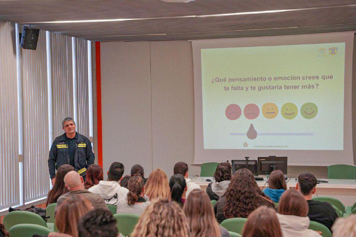 Comienzan los talleres del plan municipal de prevencin de conductas suicidas, con ms de 200 jvenes en su primera jornada